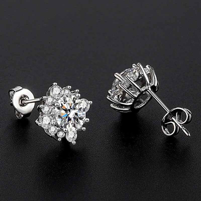 Luna Glow Earrings | White gold 16k