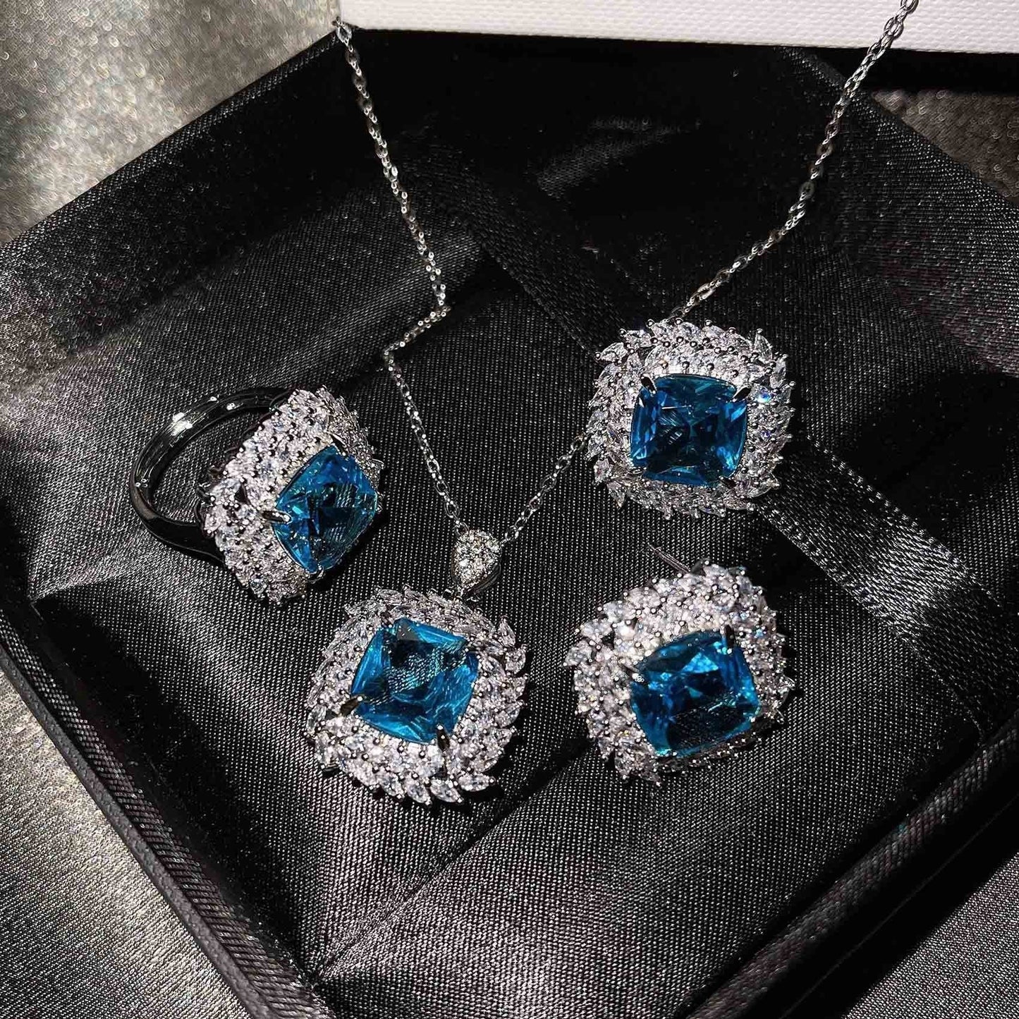 Caelith Verdane Yellow Set | White Gold 16k
