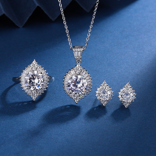 Aria Gaze Set | White Gold 16k